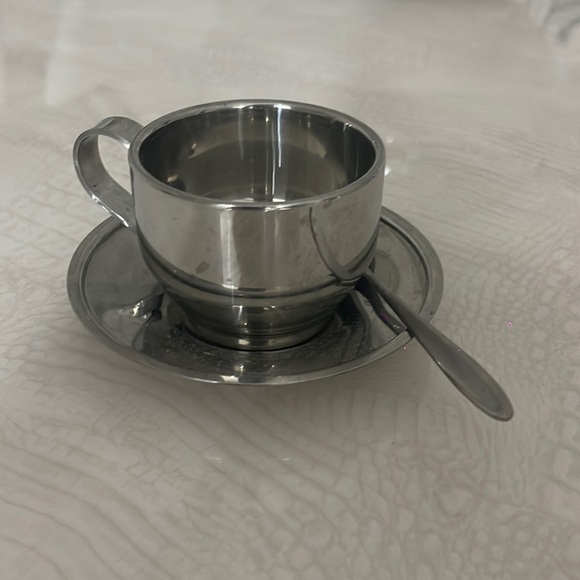 Very unique piece for coffee or hot chocolate in silver comes with the spoon - Picture 1 of 4